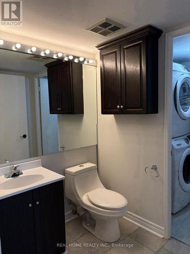 907 - 2269 Lake Shore Boulevard W, Toronto, ON - Indoor Photo Showing Laundry Room