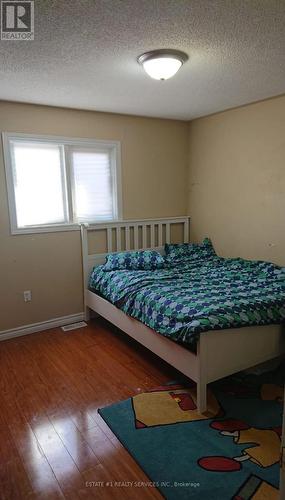 69 Sir Jacobs Crescent E, Brampton, ON - Indoor Photo Showing Bedroom