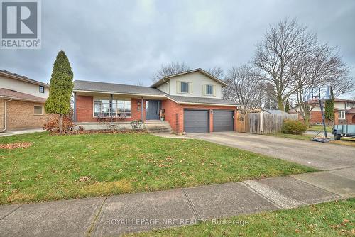 6493 Galaxy Drive, Niagara Falls (206 - Stamford), ON - Outdoor With Facade