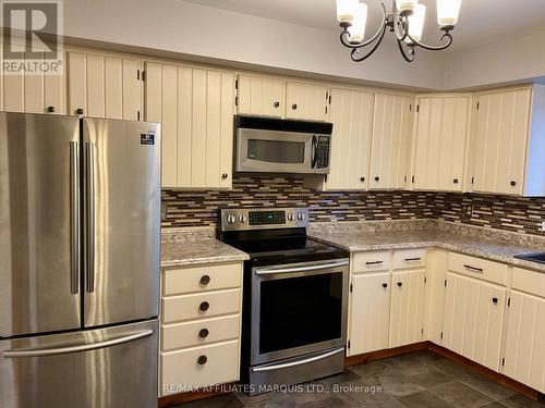 1360 Lancaster Crescent, Cornwall, ON - Indoor Photo Showing Kitchen