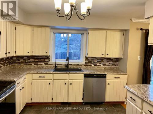 1360 Lancaster Crescent, Cornwall, ON - Indoor Photo Showing Kitchen With Double Sink