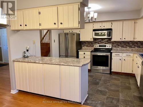 1360 Lancaster Crescent, Cornwall, ON - Indoor Photo Showing Kitchen