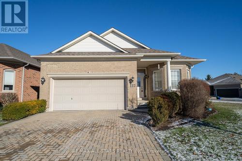 137 Long Stan, Whitchurch-Stouffville, ON - Outdoor With Facade