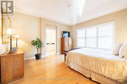 137 Long Stan, Whitchurch-Stouffville, ON - Indoor Photo Showing Bedroom