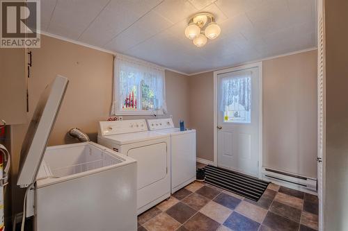 1 Brook Road, Bay Roberts, NL - Indoor Photo Showing Laundry Room