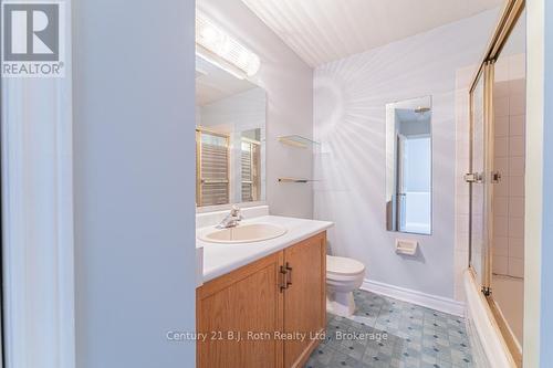 146 Fernwood Drive, Gravenhurst (Muskoka (S)), ON - Indoor Photo Showing Bathroom