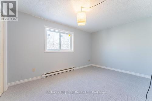 146 Fernwood Drive, Gravenhurst (Muskoka (S)), ON - Indoor Photo Showing Other Room