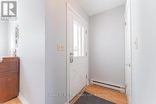 146 Fernwood Drive, Gravenhurst (Muskoka (S)), ON - Indoor Photo Showing Other Room