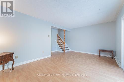 146 Fernwood Drive, Gravenhurst (Muskoka (S)), ON - Indoor Photo Showing Other Room