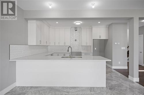 133 Churchill Park, Chatham, ON - Indoor Photo Showing Kitchen