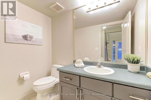 487 Dewitt Road, Hamilton (Lakeshore), ON - Indoor Photo Showing Bathroom