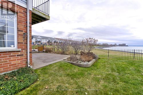 487 Dewitt Road, Hamilton (Lakeshore), ON - Outdoor