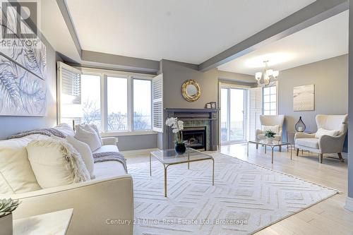 487 Dewitt Road, Hamilton (Lakeshore), ON - Indoor Photo Showing Living Room With Fireplace