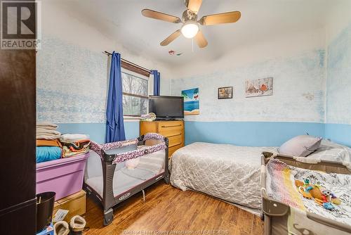 1185 Aubin Road, Windsor, ON - Indoor Photo Showing Bedroom