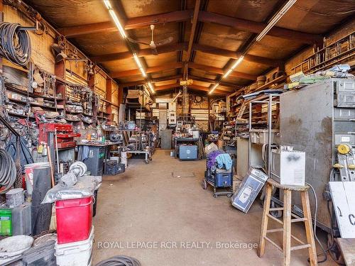 19621 Centre St, East Gwillimbury, ON - Indoor With Storage