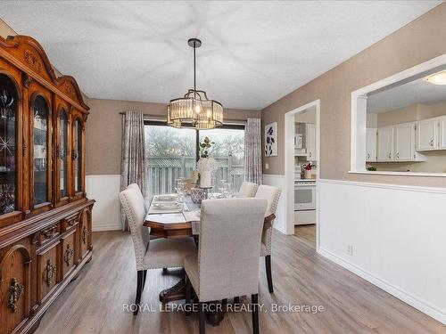 19621 Centre St, East Gwillimbury, ON - Indoor Photo Showing Dining Room