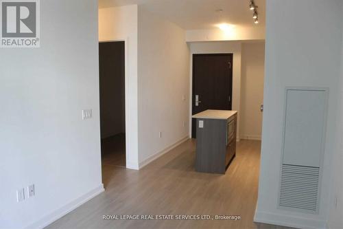 1007 - 1 Yorkville Avenue, Toronto, ON - Indoor Photo Showing Other Room