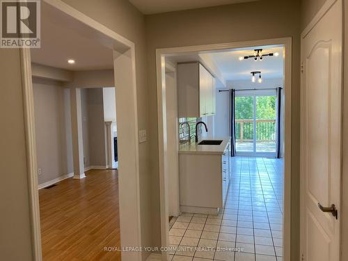 15 Fife Road, Aurora, ON - Indoor Photo Showing Other Room