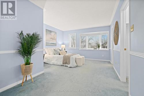 28 Corey Circle, Halton Hills, ON - Indoor Photo Showing Bedroom