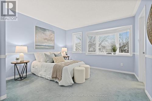 28 Corey Circle, Halton Hills, ON - Indoor Photo Showing Bedroom