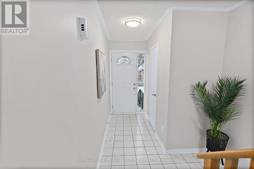 28 Corey Circle, Halton Hills, ON - Indoor Photo Showing Other Room