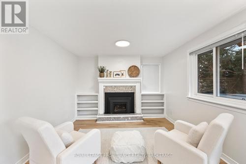 645 Sussex Boulevard, Kingston (South Of Taylor-Kidd Blvd), ON - Indoor Photo Showing Living Room With Fireplace