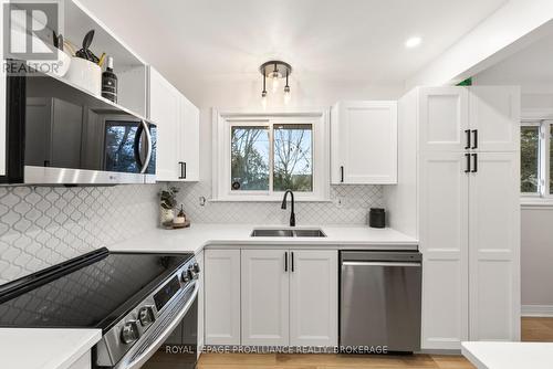 645 Sussex Boulevard, Kingston (South Of Taylor-Kidd Blvd), ON - Indoor Photo Showing Kitchen With Upgraded Kitchen