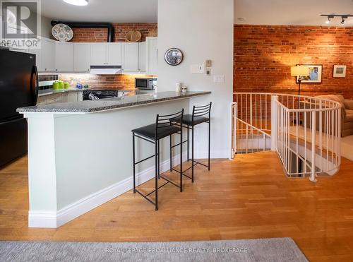 2 - 250 King Street E, Kingston (Central City East), ON - Indoor Photo Showing Kitchen