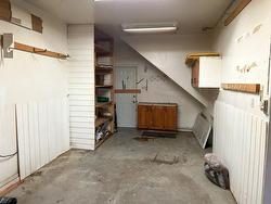 Garage - 