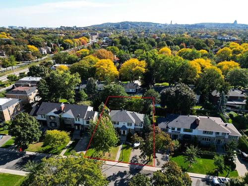 Photo aÃ©rienne - 30 Ch. Strathcona, Mont-Royal, QC - Outdoor With View