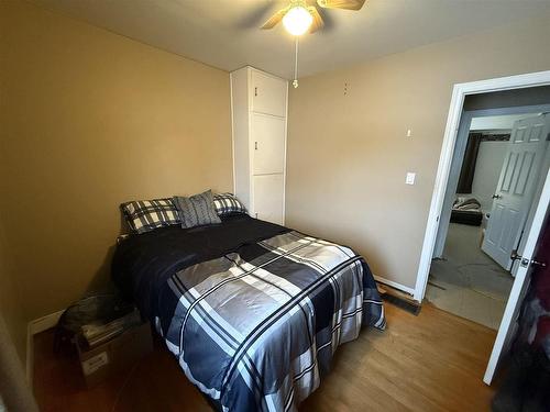 620 Faircrest Street, Thunder Bay, ON - Indoor Photo Showing Bedroom