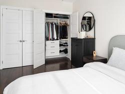 Master bedroom - 