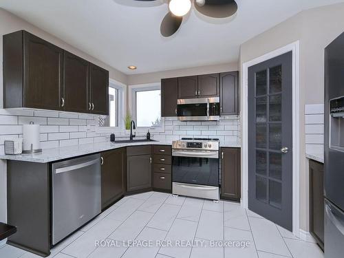 19 Eastview Cres, Orangeville, ON - Indoor Photo Showing Kitchen