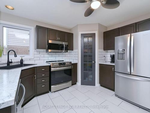 19 Eastview Cres, Orangeville, ON - Indoor Photo Showing Kitchen