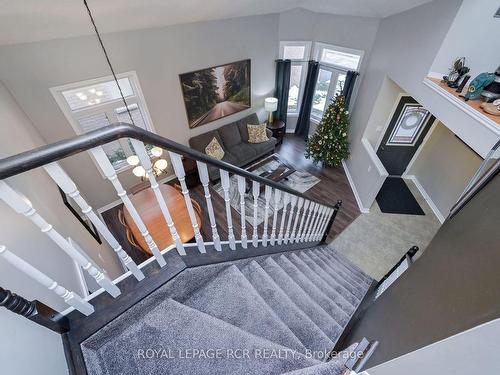 19 Eastview Cres, Orangeville, ON - Indoor Photo Showing Other Room