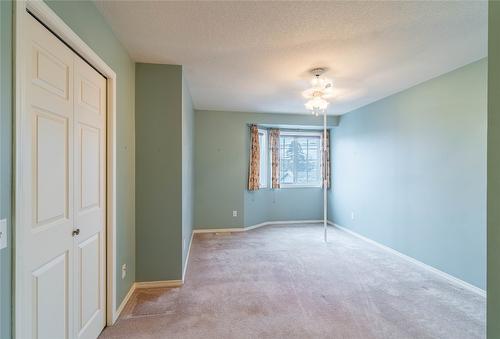 115 Heather Street, Kamloops, BC - Indoor Photo Showing Other Room