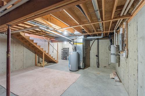 115 Heather Street, Kamloops, BC - Indoor Photo Showing Basement