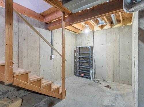 115 Heather Street, Kamloops, BC - Indoor Photo Showing Basement