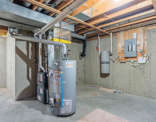 115 Heather Street, Kamloops, BC - Indoor Photo Showing Basement