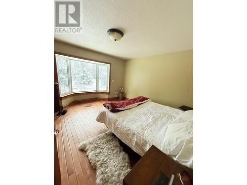 8627 Haldi Road, Prince George, BC - Indoor Photo Showing Bedroom