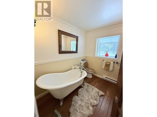 8627 Haldi Road, Prince George, BC - Indoor Photo Showing Bathroom