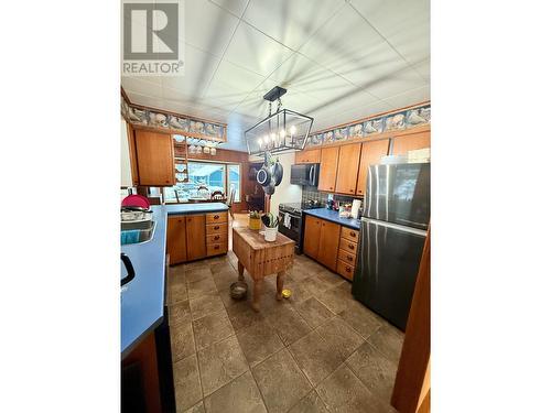 8627 Haldi Road, Prince George, BC - Indoor Photo Showing Kitchen