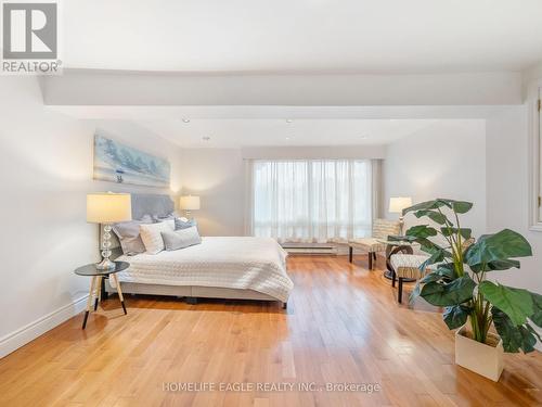 4 Hughes Street, Richmond Hill, ON - Indoor Photo Showing Bedroom