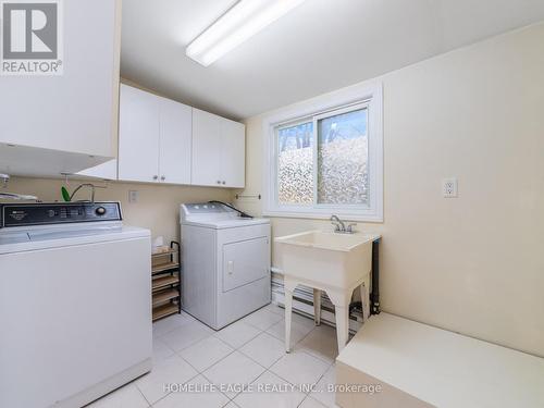 4 Hughes Street, Richmond Hill, ON - Indoor Photo Showing Laundry Room