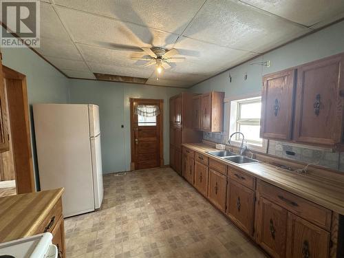 254 John St, Sault Ste. Marie, ON - Indoor Photo Showing Kitchen With Double Sink