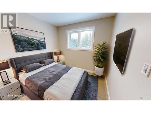 4824 Ridge Road Unit# 4, Radium Hot Springs, BC - Indoor Photo Showing Bedroom