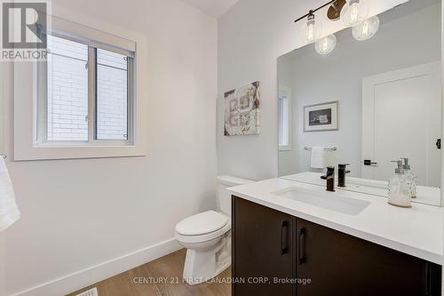 2120 Ironwood Road, London, ON - Indoor Photo Showing Bathroom