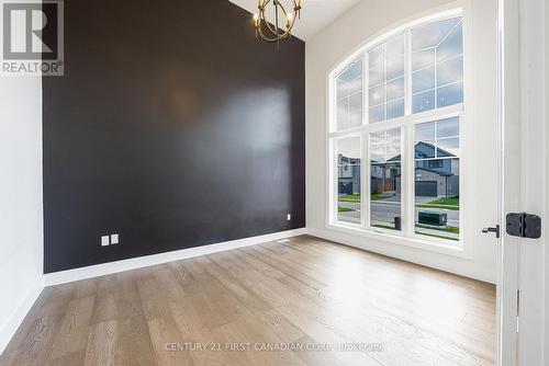 2120 Ironwood Road, London, ON - Indoor Photo Showing Other Room