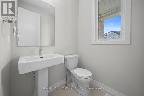 2040 Postilion Street, Ottawa, ON - Indoor Photo Showing Bathroom