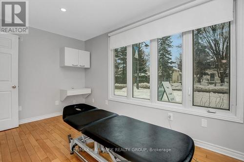 2527 Old Montreal Road, Ottawa, ON 